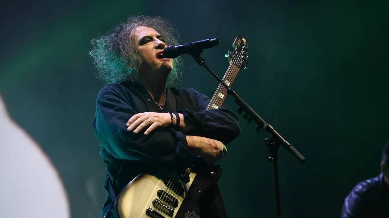 'A Fragile Thing': The Cure sigue presentando nuevas canciones